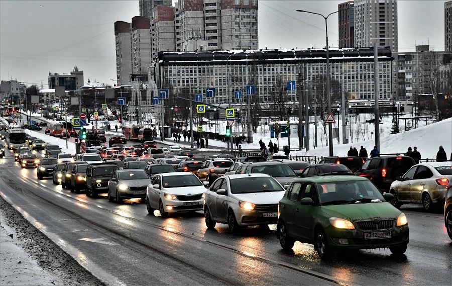 Журналисты медиагруппы «МАГМА» попытались найти причины дорожных проблем Перми