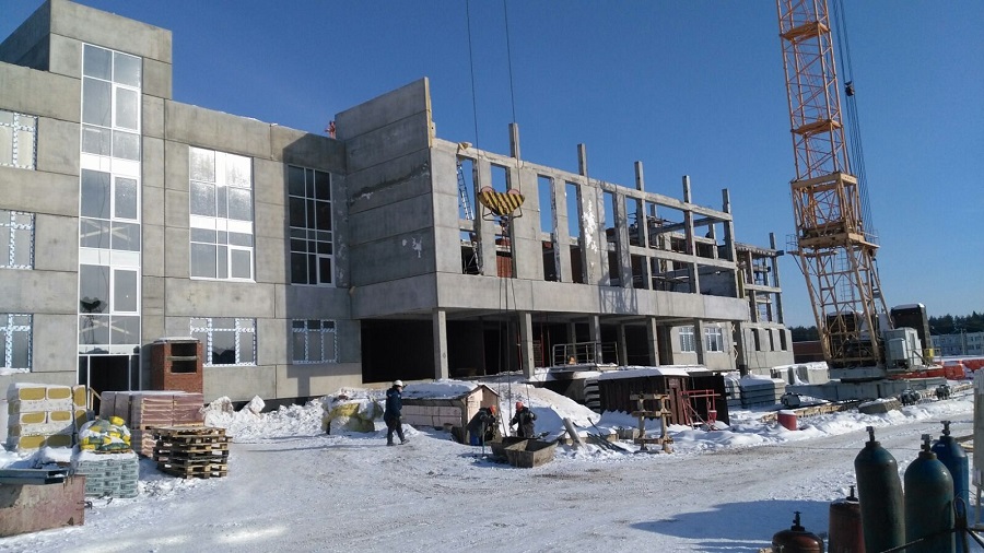 Каркас новой школы в Чернушке готов на 95%