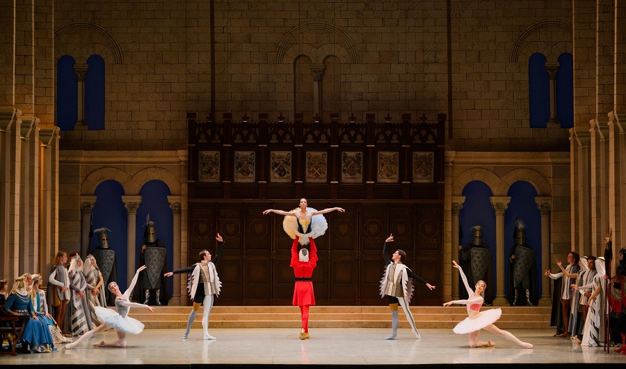На пределе возможностей: в Пермском театре оперы и балета прошла серия премьерных показов «Раймонды»