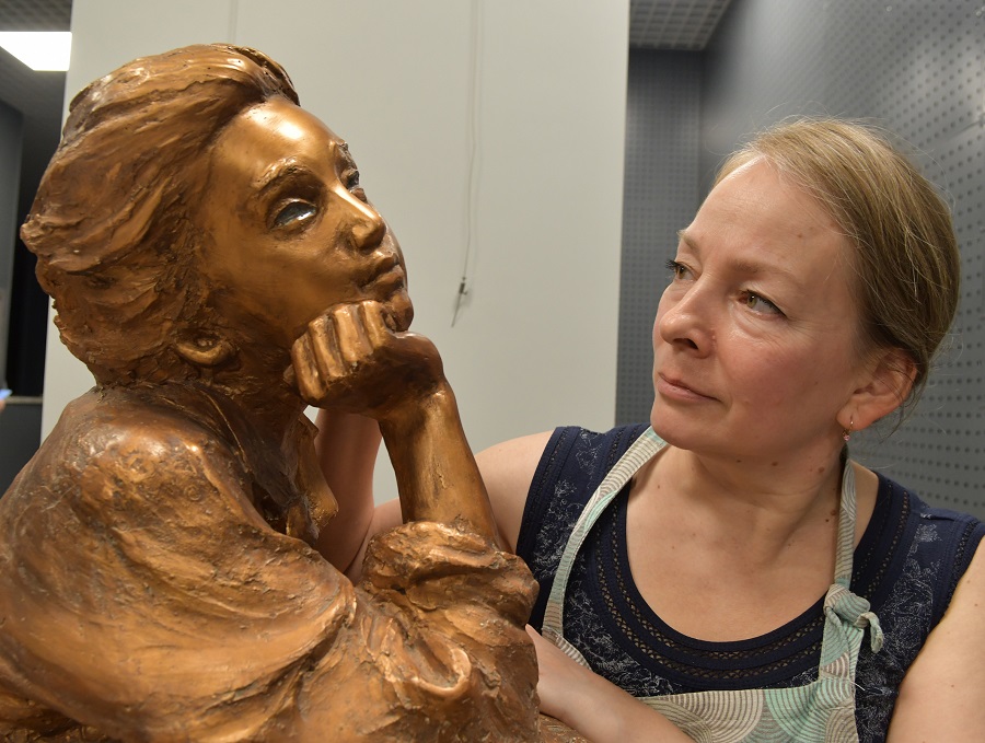 Стереотип о том, что скульптура – не женское дело, опровергла пермский монументалист Валентина Ракишева