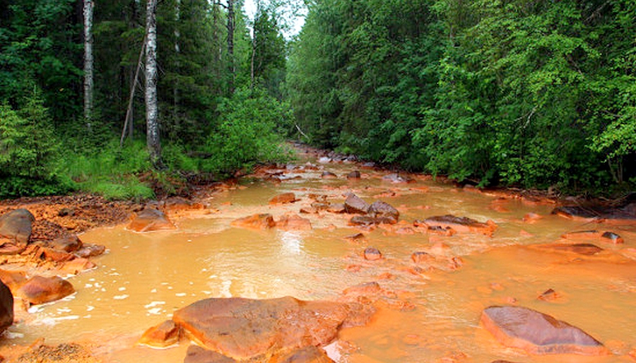 Изливающие кислоту закрытые шахты Прикамья не ликвидированы официально до сих пор