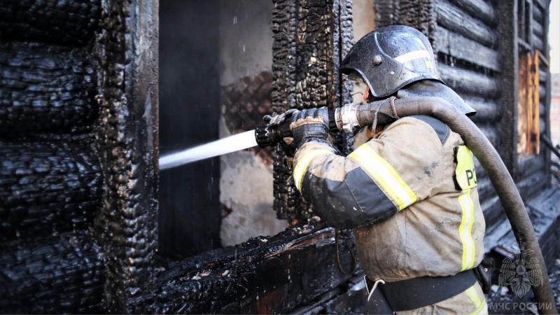 С начала года пожарные в Прикамье потушили 4444 пожара