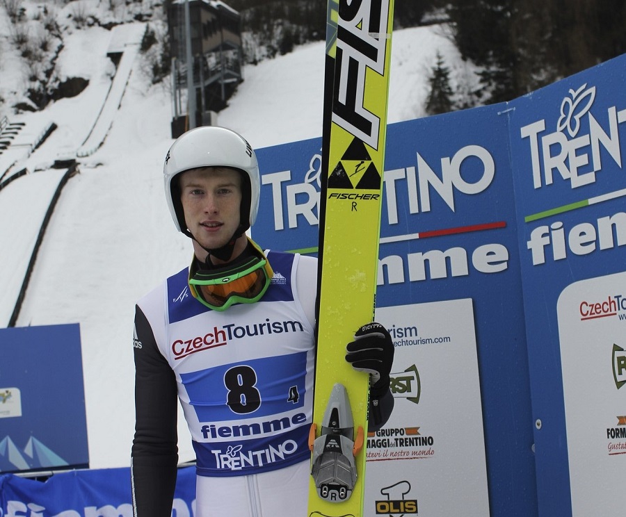 Пермяк Евгений Климов взял серебро на 5 этапе Кубка России по прыжкам с трамплина