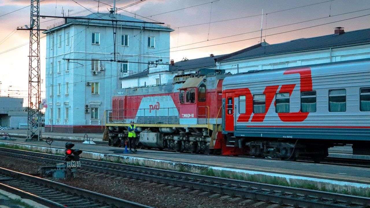 ​Дополнительные поезда запустят из Перми в Санкт-Петербург перед ноябрьскими праздниками