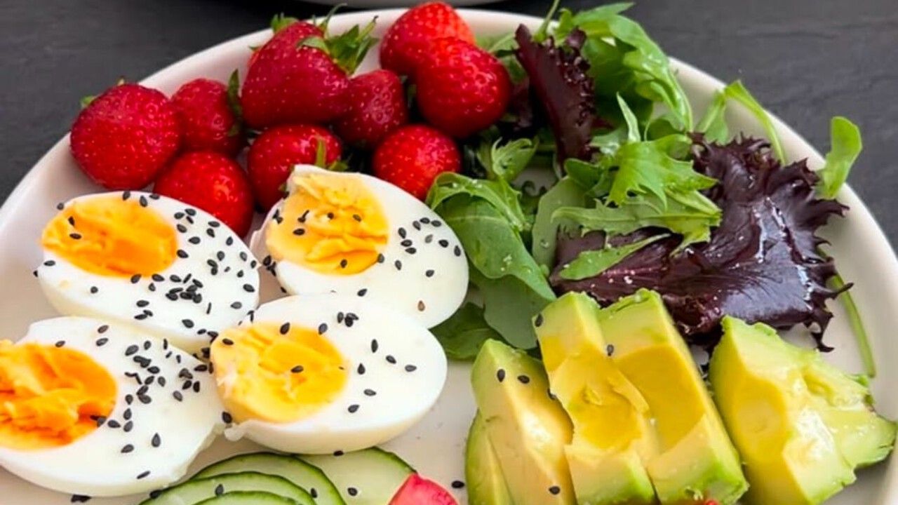 Мнение экспертов: как вернуться к здоровому графику после новогодних праздников