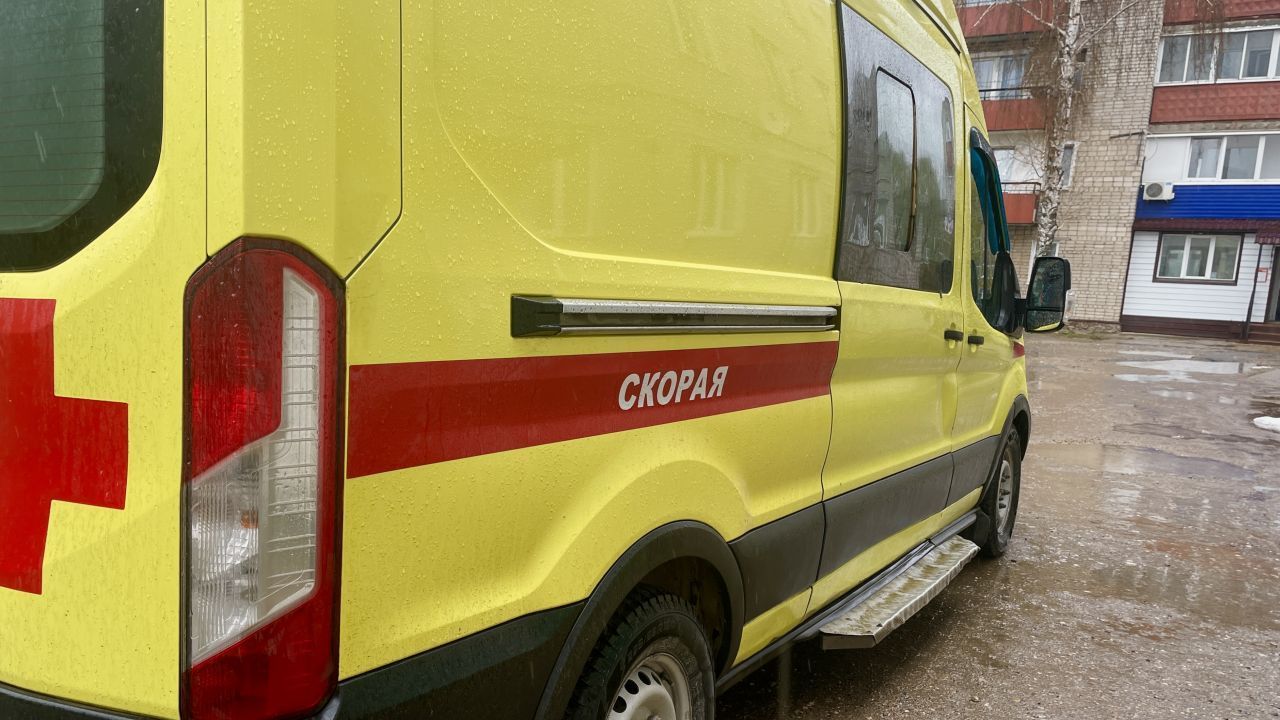 В ДТП с рейсовым автобусом в Соликамске пострадали четыре человека