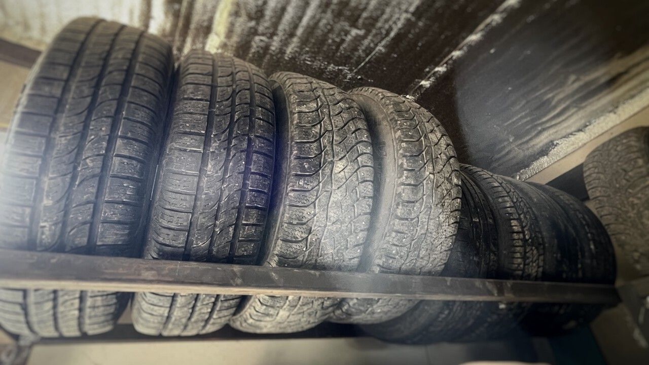 ​Пермяки все чаще отдают предпочтение нешипованным шинам