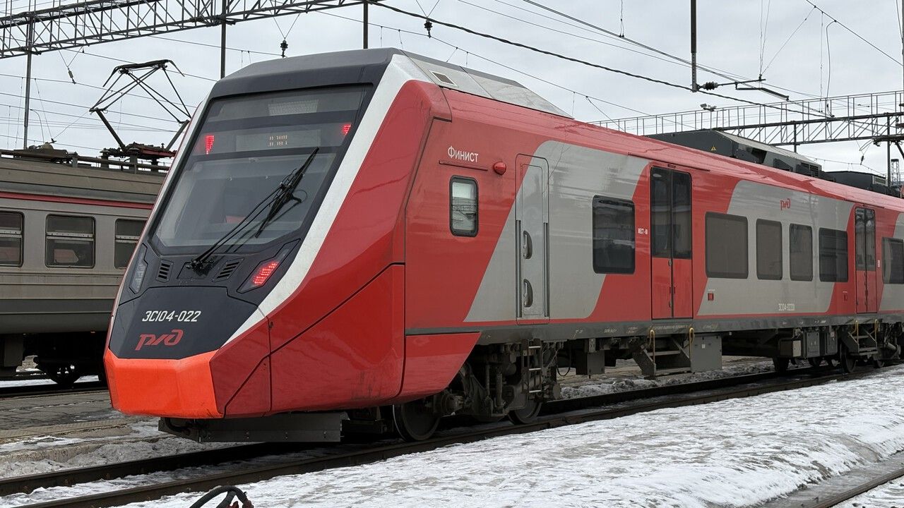 В Прикамье продолжается замена составов пригородных поездов 