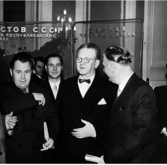Участники первого съезда союза журналистов. Фото: сайт Московского городского отделения Союза журналистов России (18+)
