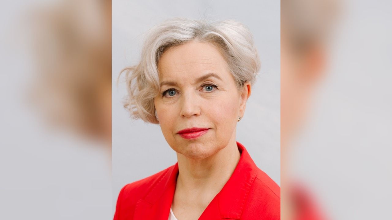 ​Председатель комитета по бюджету краевого парламента покидает должность