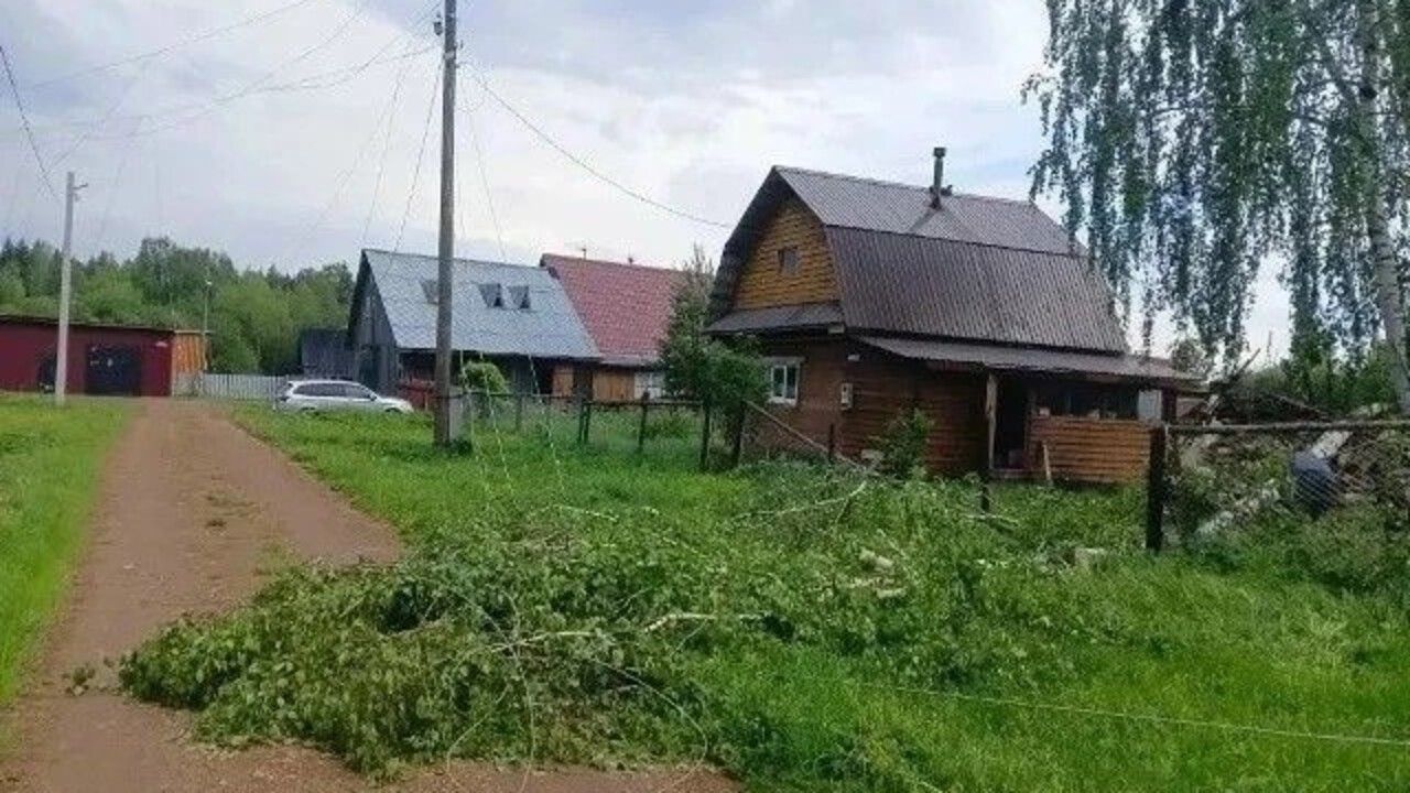 ​В Пермском крае энергетики устраняют последствия третьей волны непогоды