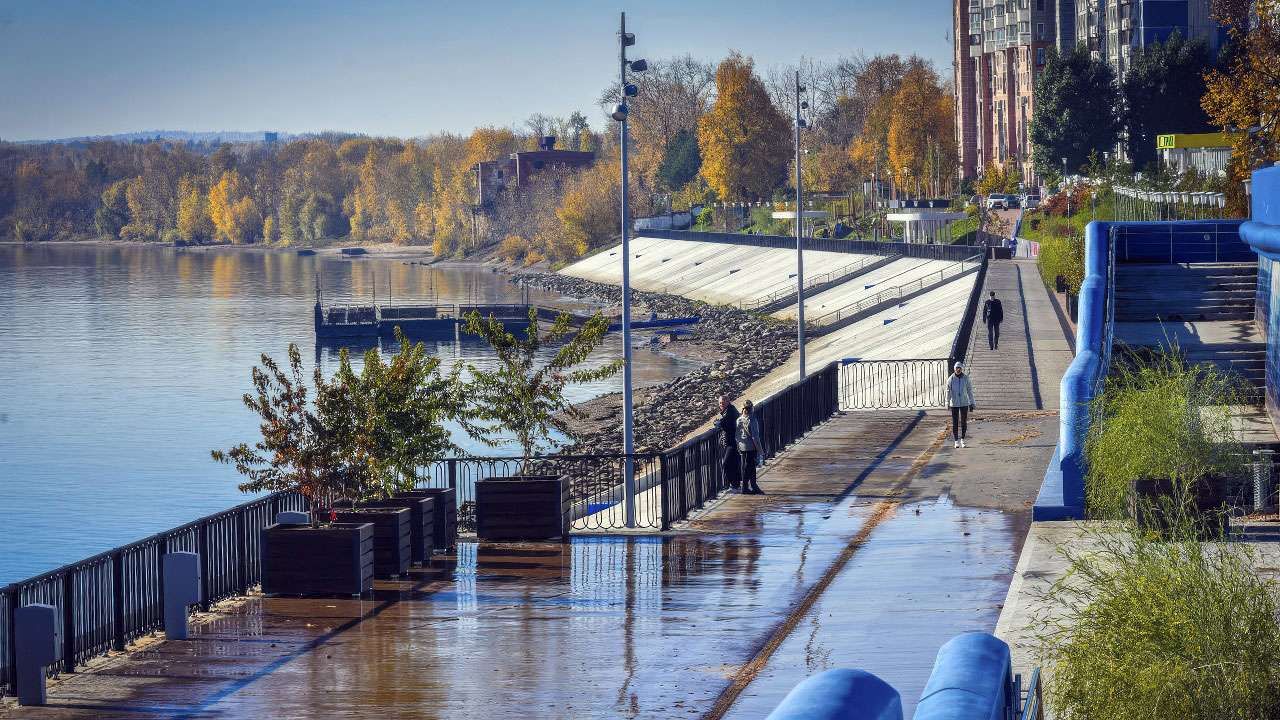 Причиной порыва сетей в Закамске стало повреждение водопровода