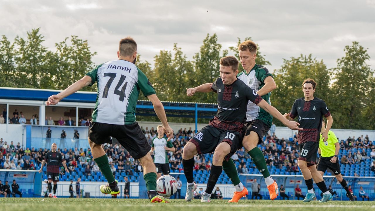 Спортивный обзор: «Амкар Пермь» завершил участие в Кубке страны, «Звезда-2005» уступила рязанской команде, а «Молот» привез две победы