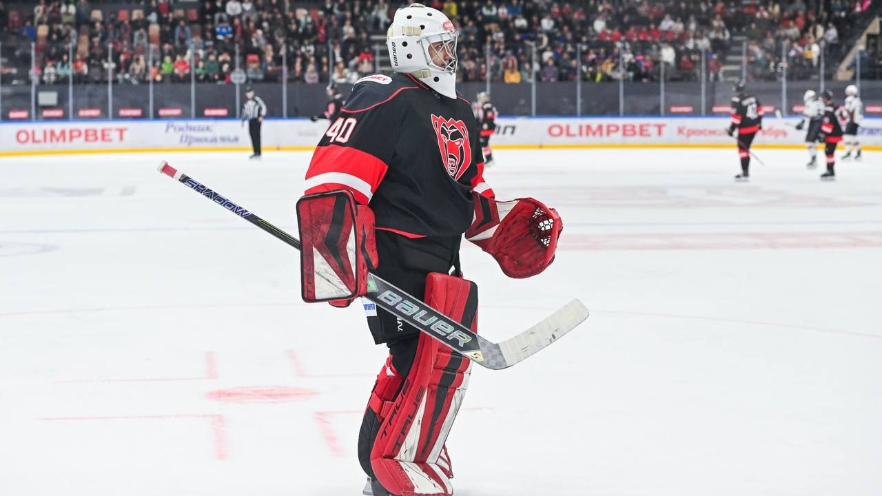 «Молот» переиграл «Ижсталь»