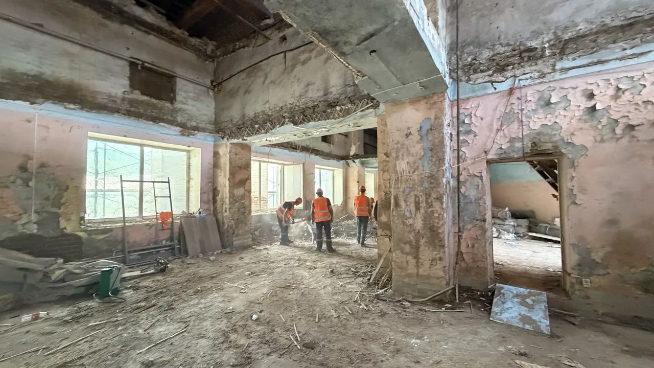 Реконструкцию Гостиного двора начали в Кунгуре 