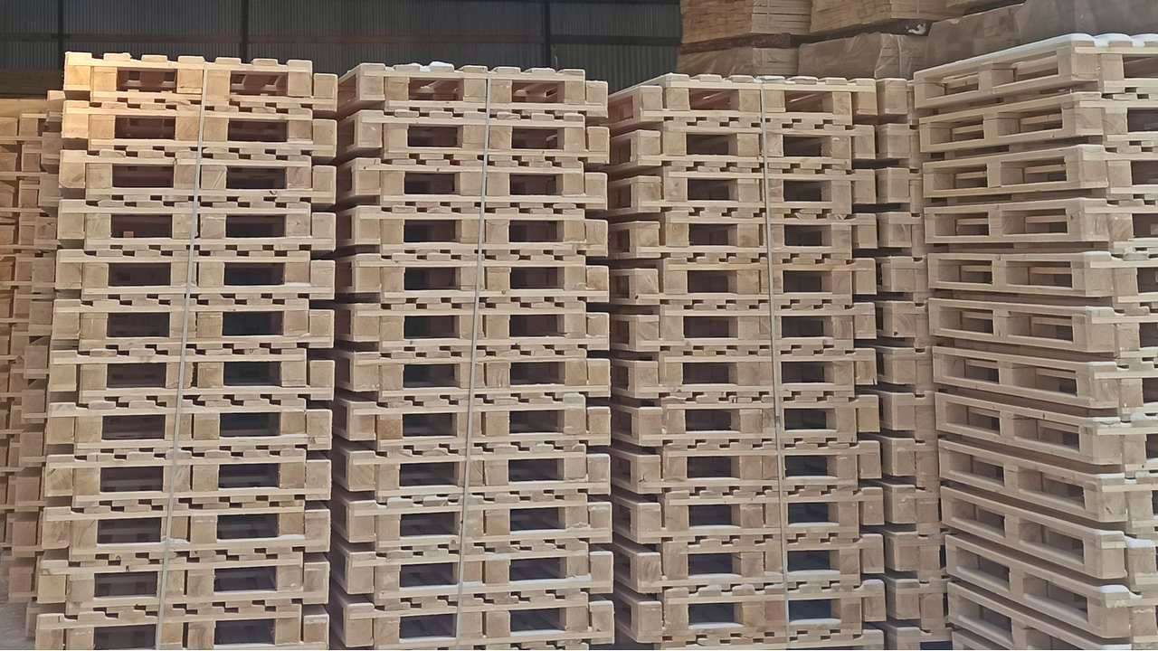 ​В Казахстан из Прикамья экспортировали 7,6 тысяч деревянных паллетов