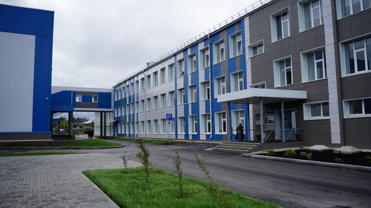 Обновленную после капремонта школу открыли в Кукуштане 