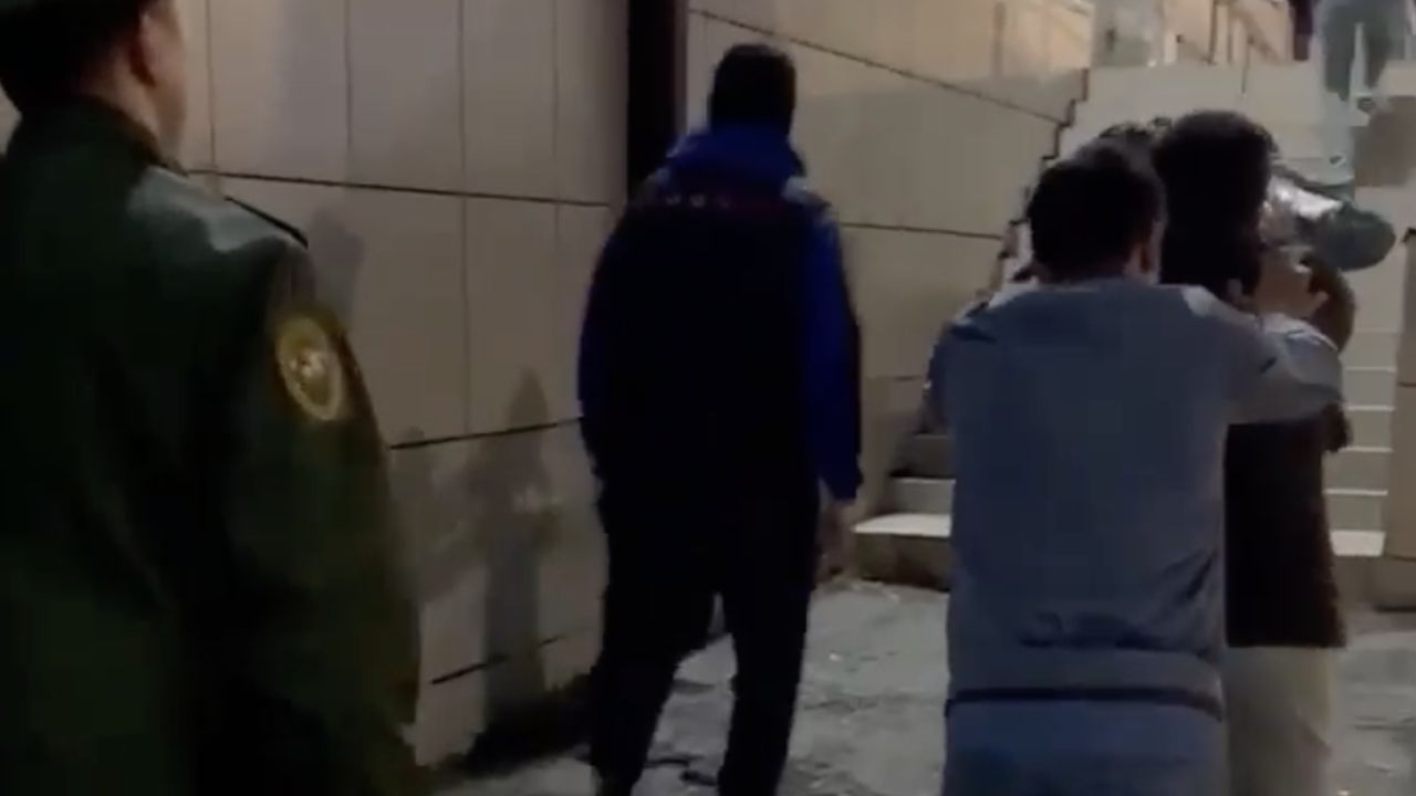 В Пермском крае после рейдов закрыли нелегальное молельное помещение и выдворили 54 иностранца