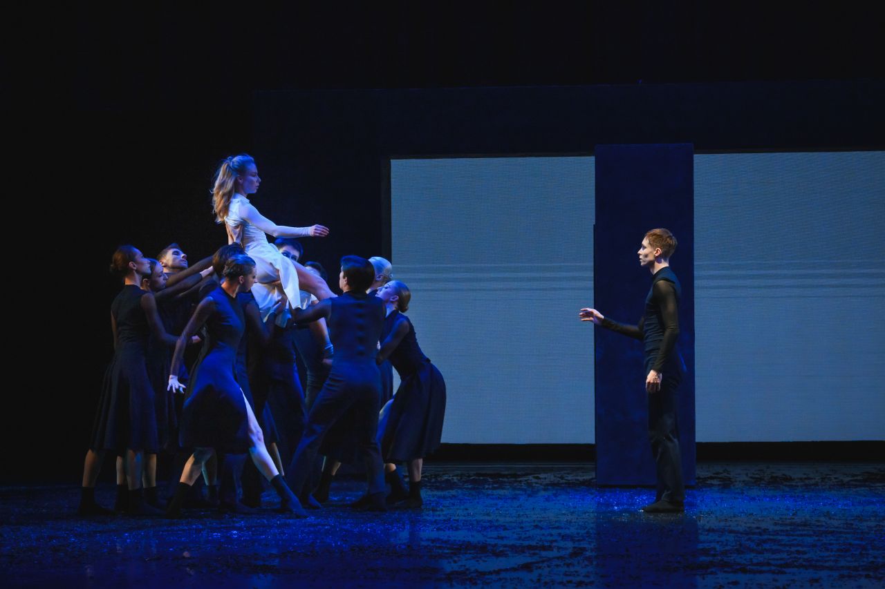 Сцена из спектакля «Поэма странствий». Фото: Андрей Чунтомов/пресс-служба театра «Балет Евгения Панфилова»