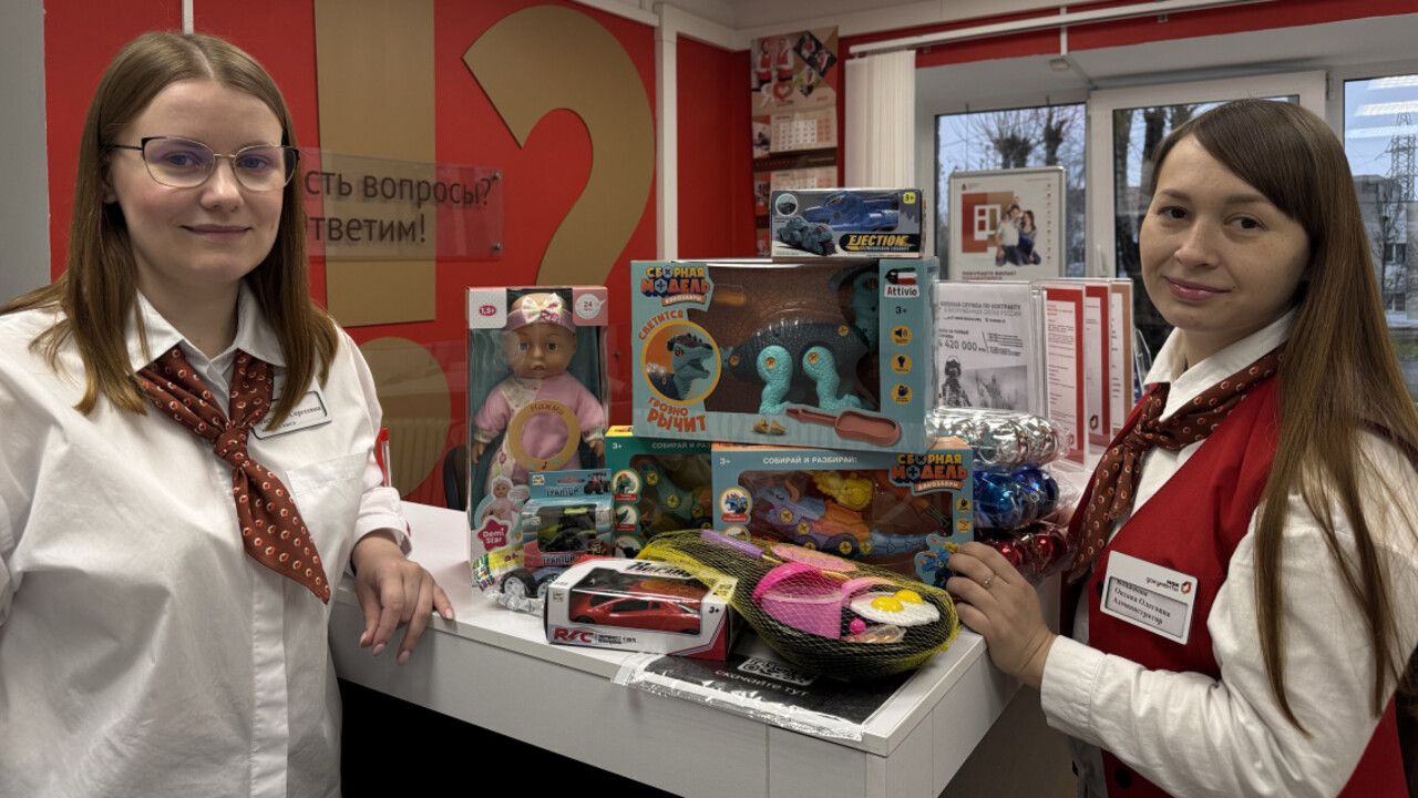 В Северодонецк из Пермского края передано более 30 коробок с подарками для детей