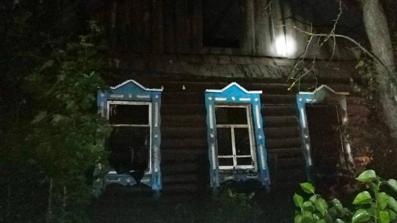 В Большой Соснове проводится проверка по факту гибели двух человек при пожаре в частном доме