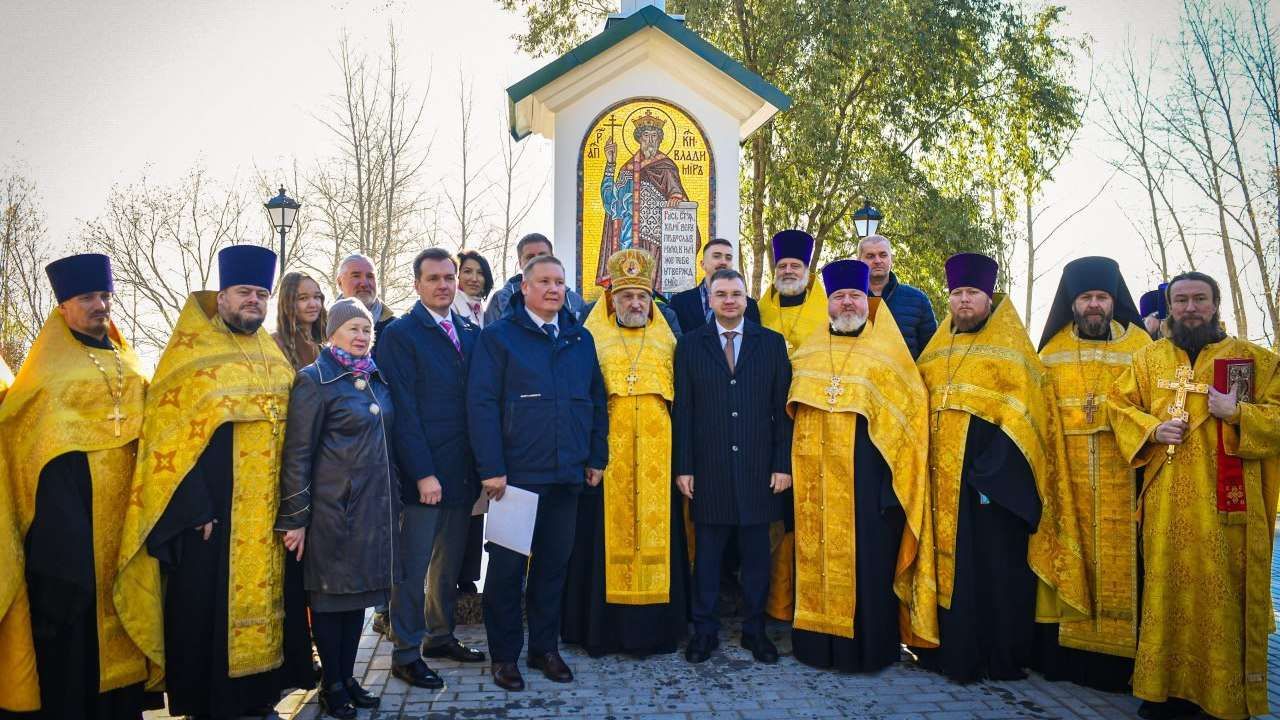 В Кировском районе Перми торжественно открыли киот в память о погибших участниках СВО