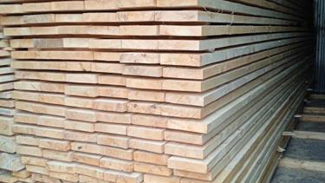 ​Из Пермского края впервые отправили партию березовых кольев в Израиль