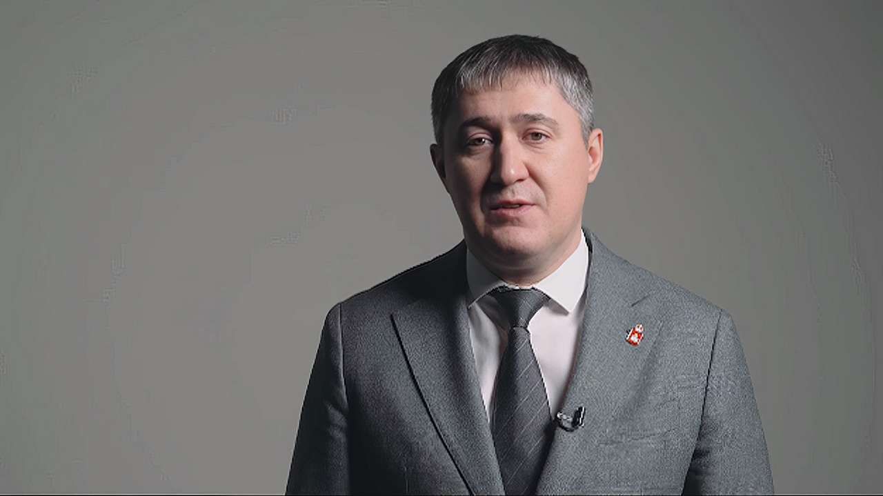 Поздравление губернатора Пермского края Дмитрия Махонина с Международным женским днем