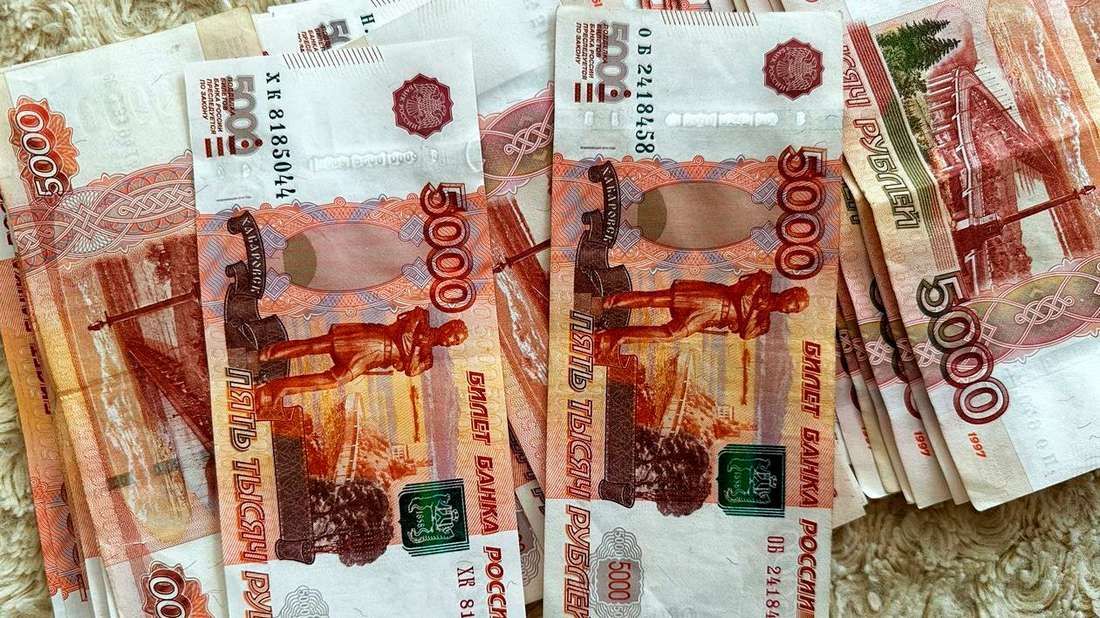 Средняя зарплата пермяков превысила 74 тысячи рублей 