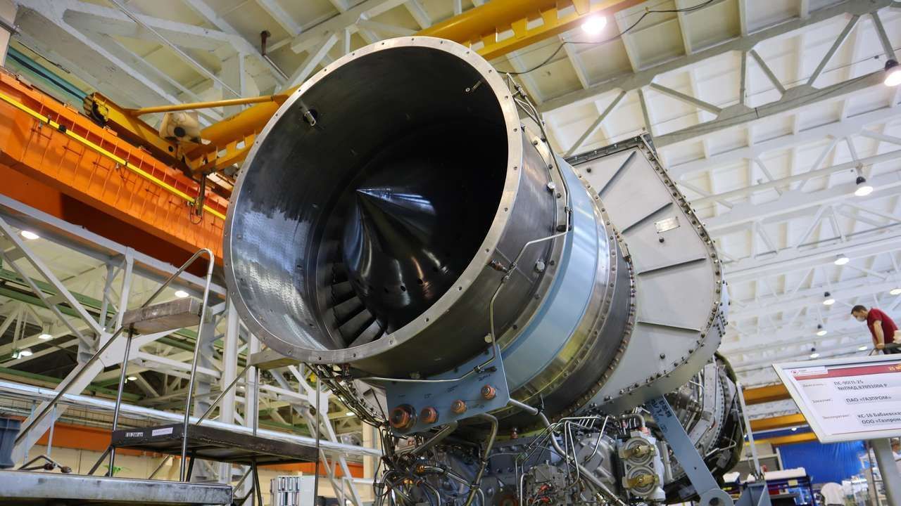 ​Импортозамещенный МС-21 с пермскими двигателями готовится к первому полету