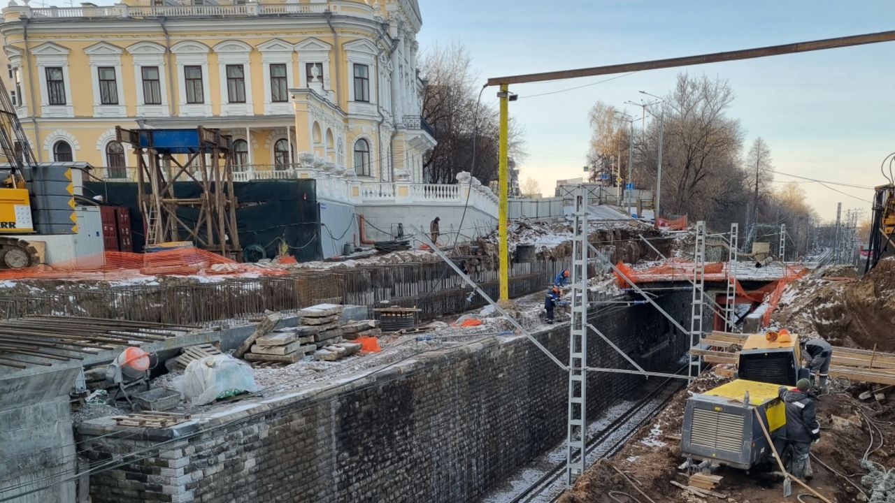 ​В Перми реконструкция путепровода по улице Монастырской выполнена на 45%