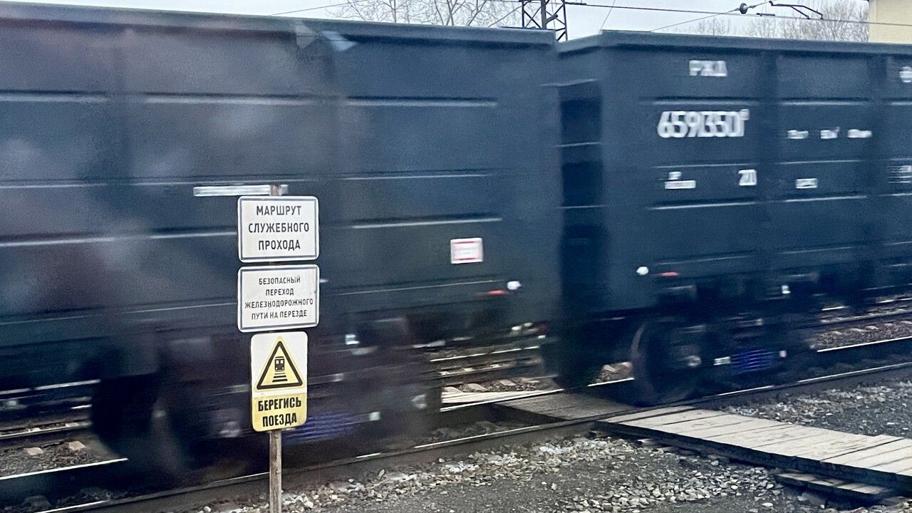 ​Опасная фотосъемка на железной дороге обернулась для пермских подростков административной ответственностью