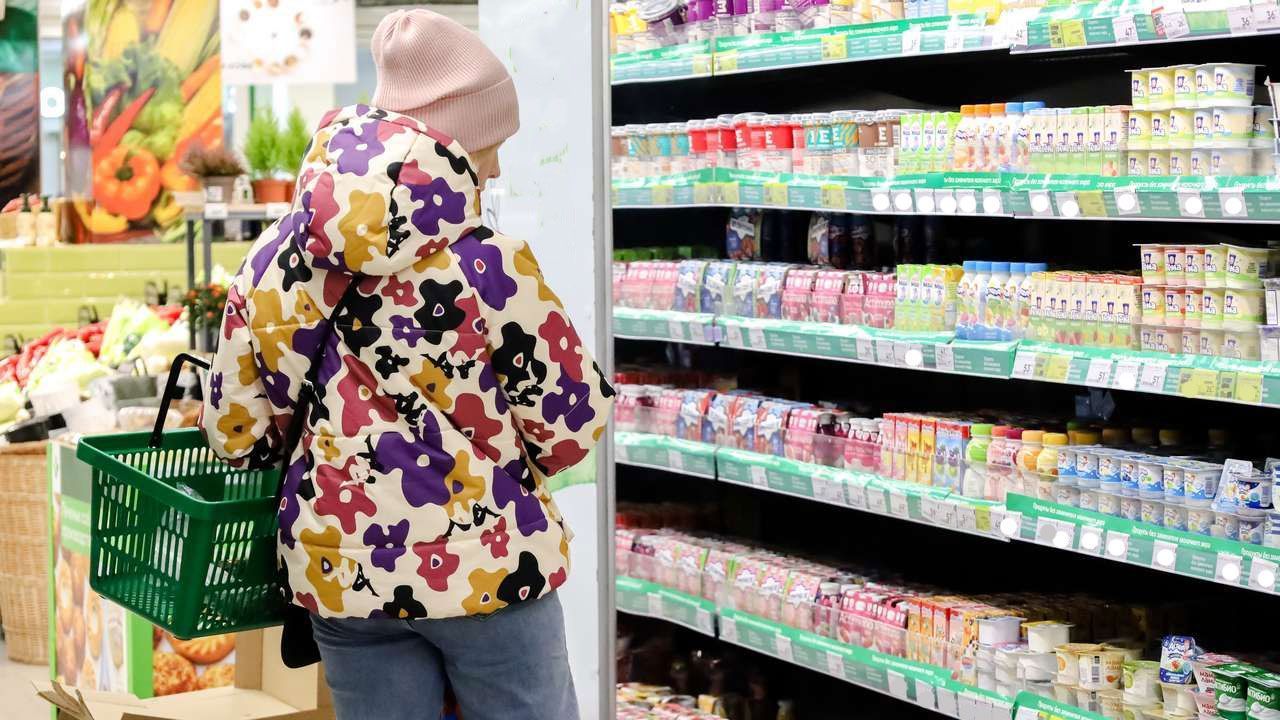 ​В октябре в Пермском крае подорожали продукты и непродовольственные товары, а услуги подешевели