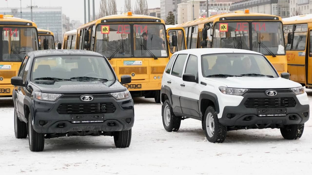 ​Более 40 сельских школ Прикамья получили новые автобусы