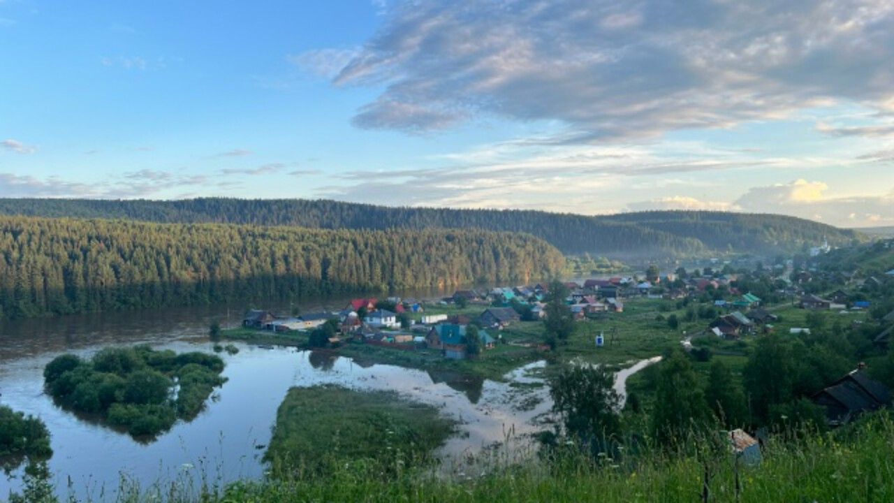 Две девушки сорвались с камня «Желтый» в селе Кын Лысьвенского округа 