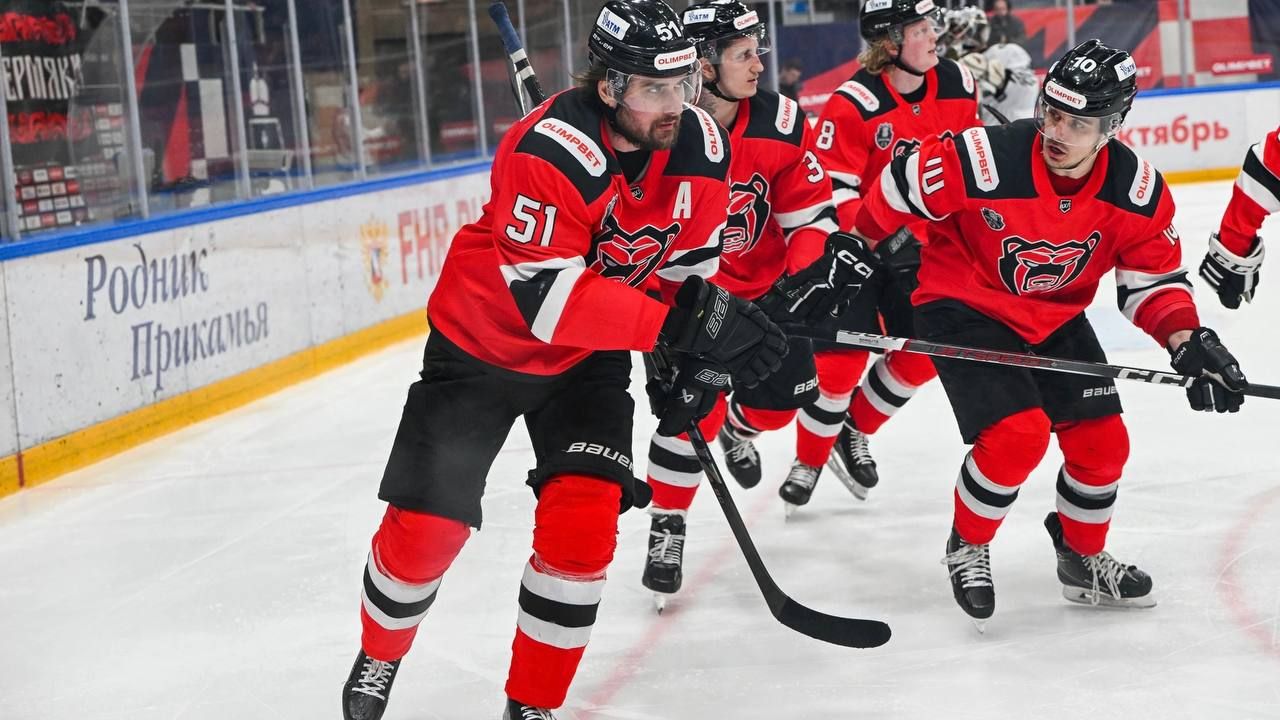 ​«Молот» проиграл в товарищеском матче клубу из КХЛ