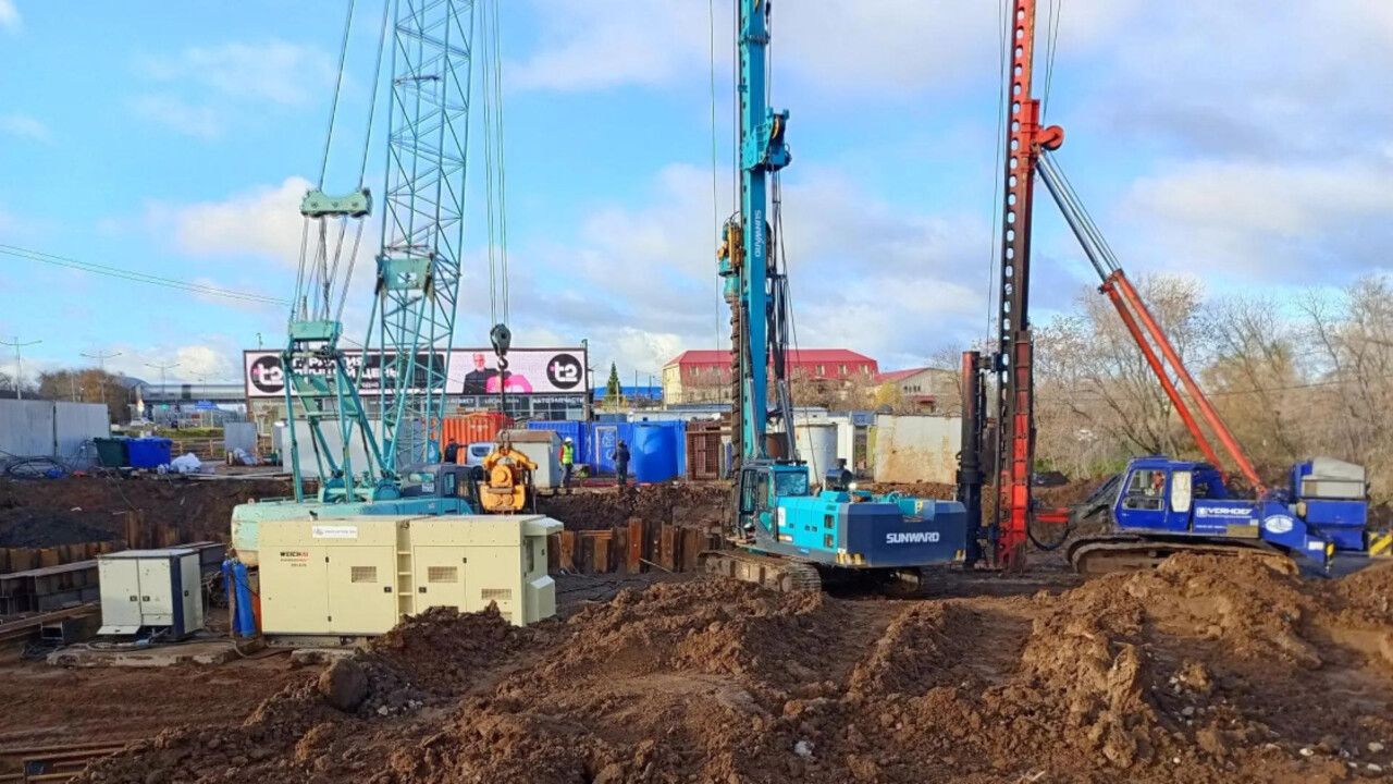 На шоссе Космонавтов в Перми начали разбирать старый мост через Мулянку