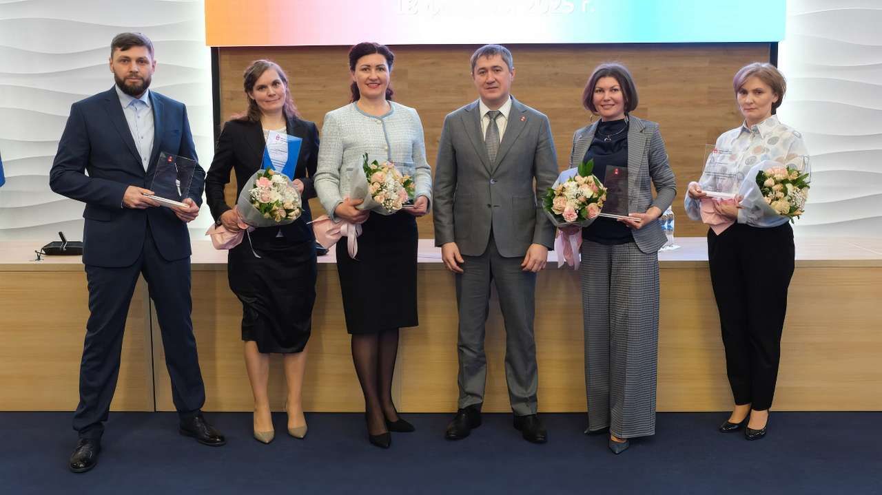 В Перми состоялось награждение победителей конкурса «Эффективный руководитель — лидер здравоохранения Прикамья»