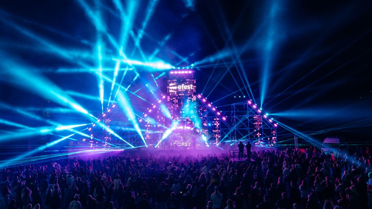 ​Фестиваль электронной музыки EFest в Перми собрал более 3000 зрителей