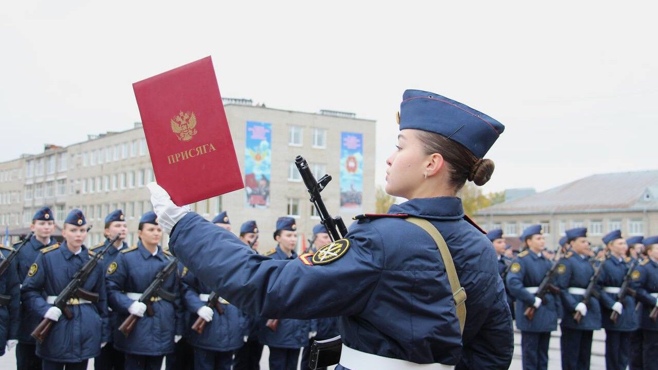 Первокурсники Пермского института ФСИН России приняли присягу