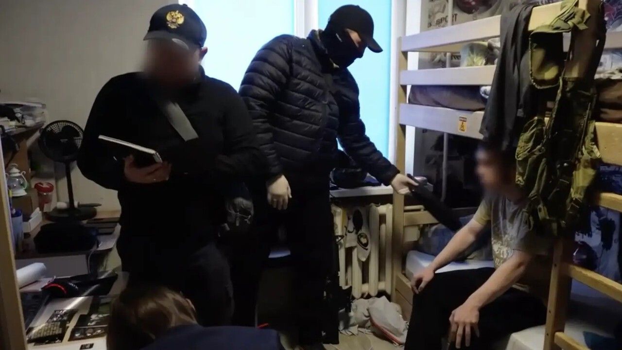В Прикамье четверых молодых людей заключили под стражу по делу об экстремистском сообществе