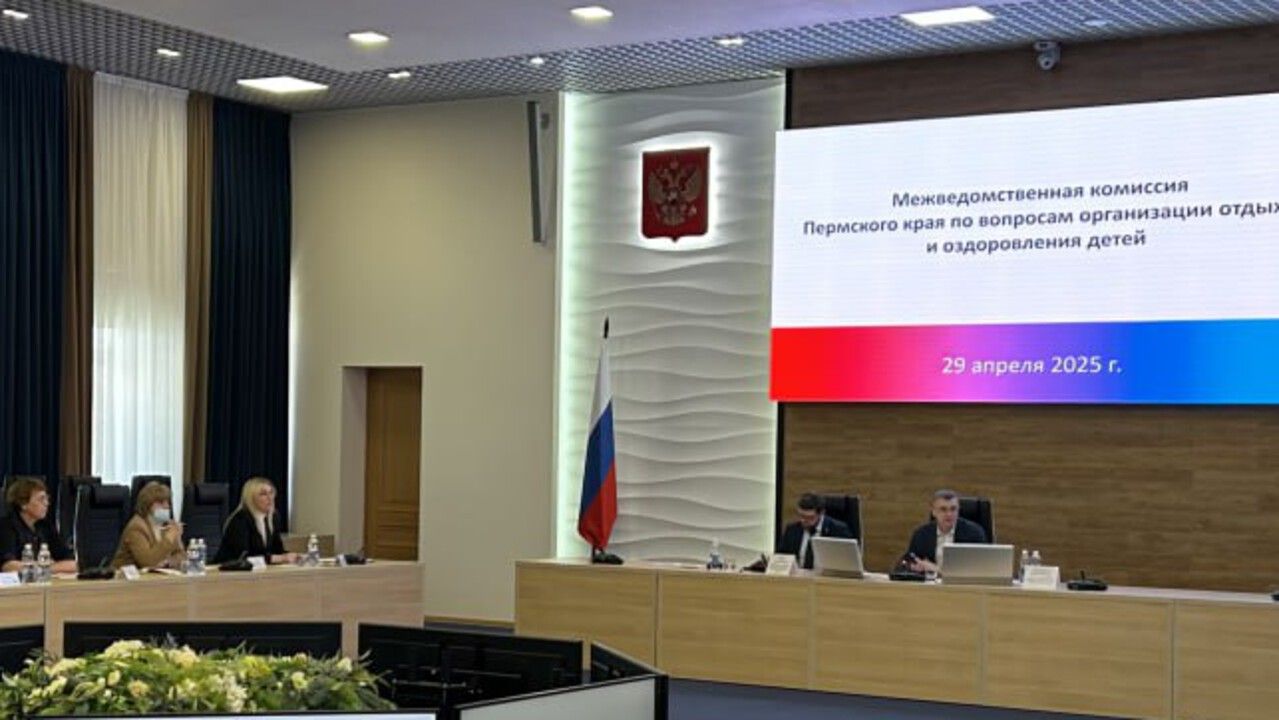 В Прикамье министр труда и социального развития Павел Фокин рассказал о подготовке лагерей к лету