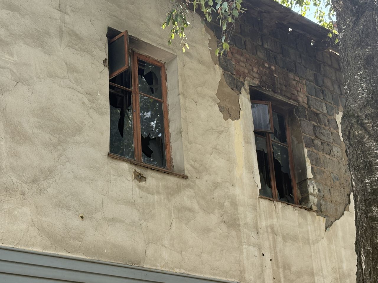 В Перми расселили еще два аварийных дома