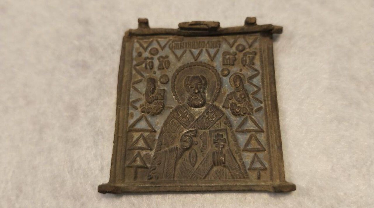 ​Рижский бальзам и образ святого: итоги археологического сезона подвели в Прикамье