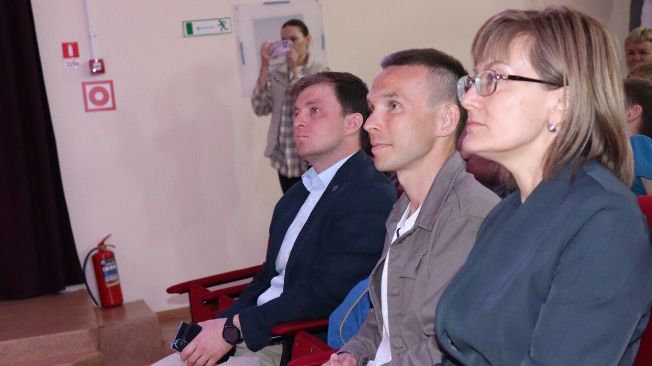 Владимир Никитин передал два миллиона рублей спортивной школе в Кудымкарском округе