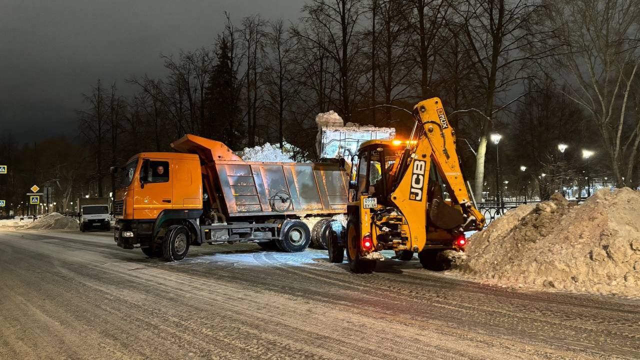 ​В Перми вывезено 100 тысяч кубометров снега за новогодние праздники