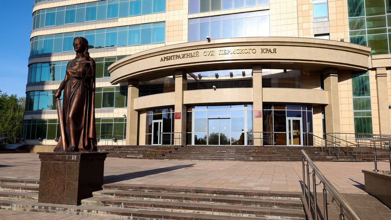 Суд прекратил рассмотрение дела о банкротстве ООО «Порт Пермь»