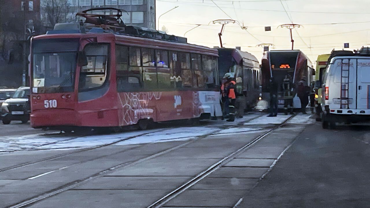 ​В Перми произошло ДТП с двумя трамваями (обновлено)