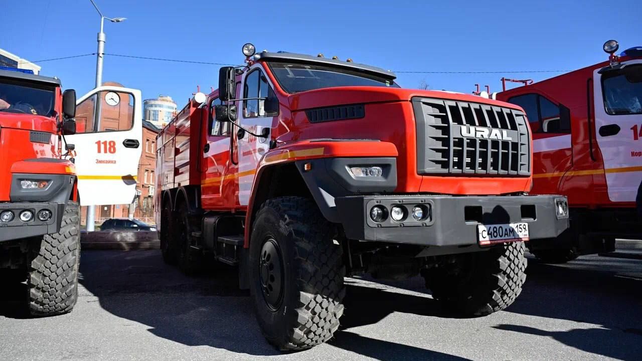 Пожарно-спасательные подразделения Пермского края получили новую технику
