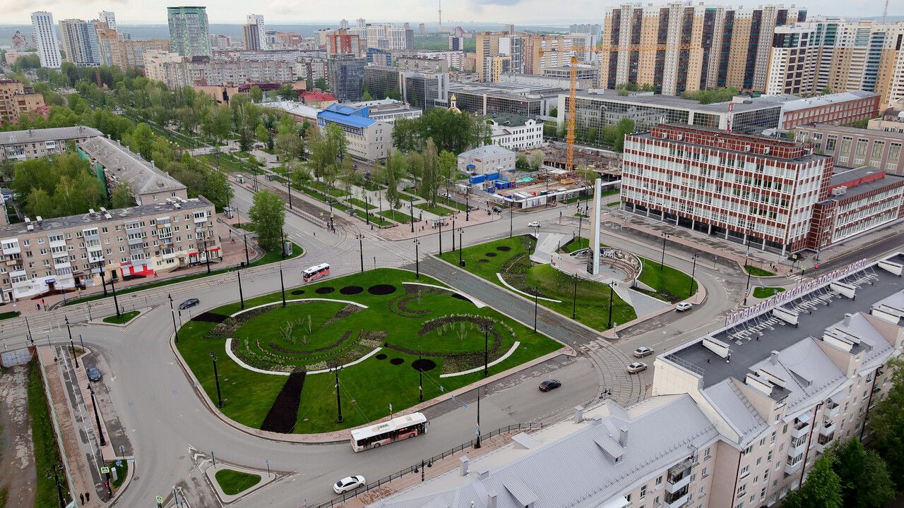 Площадь труда, Карл! В краевой столице предлагают переименовать площадь, на которой установлена стела «Пермь – город трудовой доблести»